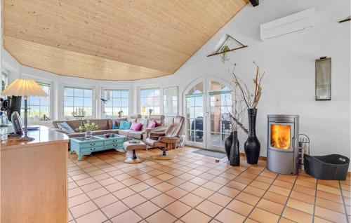  Awesome Home In Lemvig With Kitchen in Lemvig