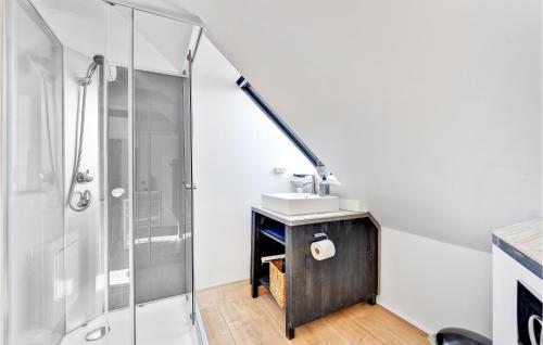 Bathroom, Nice Apartment In Ringkøbing With Wifi near Hee Kirke