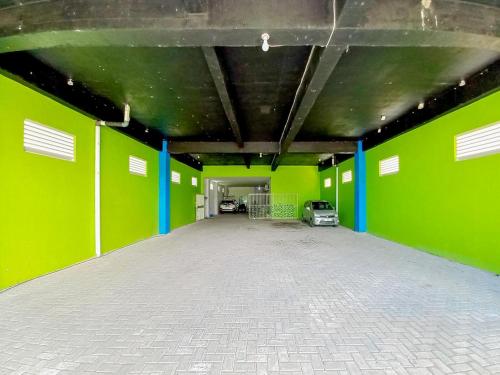 Homestay Bahari near Wisata Bahari Tlocor Sidoarjo Mitra RedDoorz in Sidoarjo Regency