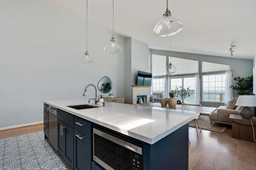 @ Marbella Lane – Home with Majestic Ocean Views in Pacifica