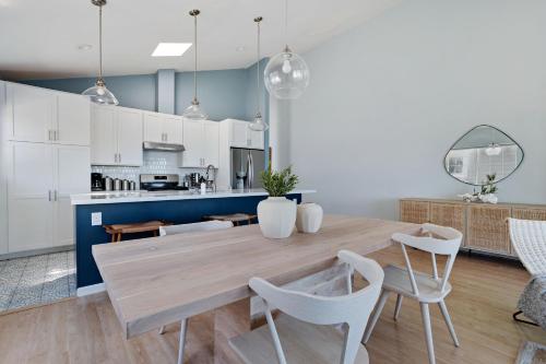 Facilities, @ Marbella Lane – Home with Majestic Ocean Views in Pacifica