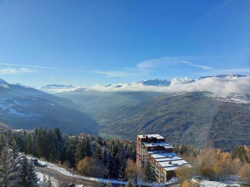 Appartement cosy 6 pers, acces direct pistes et commerces, balcon sud, Arc 1800 Villards - FR-1-411- in Les Villards