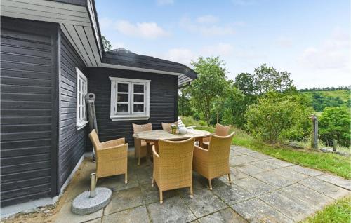  Gorgeous Home In Randbøl With Kitchen in Randbøl