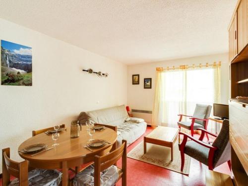 Appartement Cauterets, 2 pièces, 4 personnes - FR-1-401-92 - Apartment - Cauterets