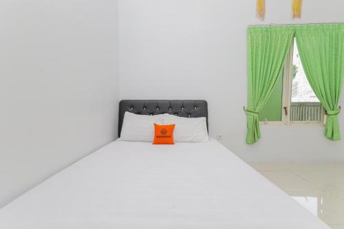 KoolKost Syariah near Alun Alun Sidoarjo in Sidoarjo