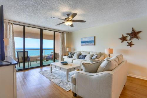 12B Crescent Beach Club in Clearwater Beach, USA
