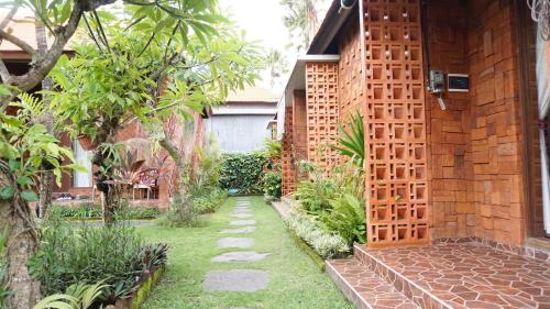 Louto Dmell Guesthouse (Louto Dmell Homestay)