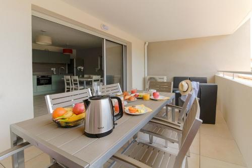 SELECT'SO HOME - Résidence Le Poséidon - Piscine & Garage - Prestations de qualité & Services Hôteliers - POS22