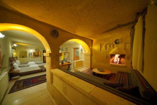 Fosil Cave Hotel