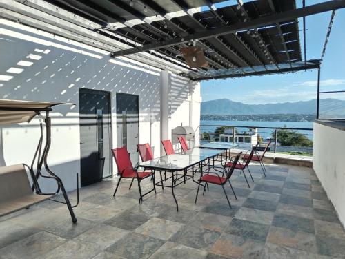 Casa Versace in Tequesquitengo, Mexico