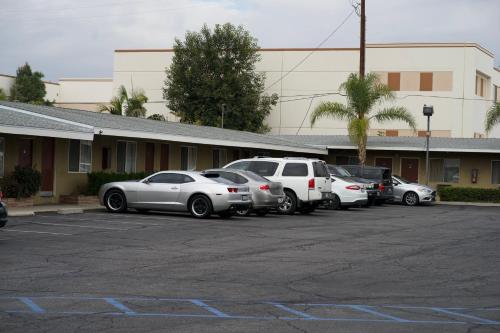 Sands Motel by Ontario Airport & Toyota Arena