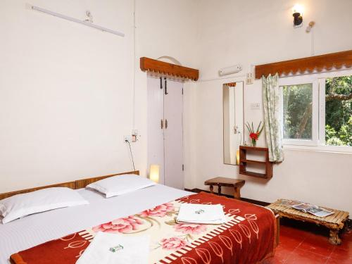 DEVASHOLA HOMESTAY