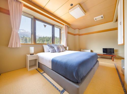 Red Fox Lodge Myoko - image 2