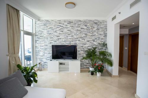 WSuites - Big Terrace with Beautiful Marina View, Dubai (photo 6)
