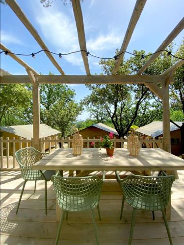 Villa with Garden View