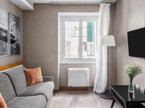 The Telegraph Suites - image 3