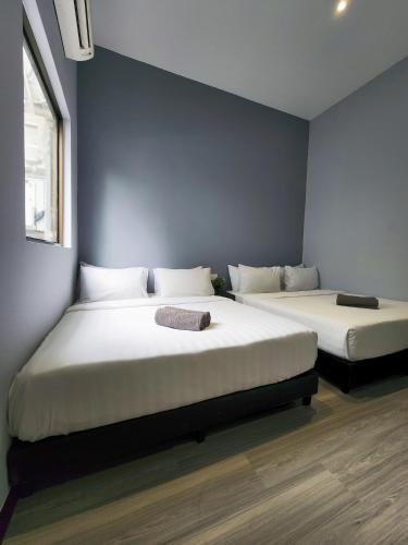 Gurney Coast by Sky Hive Room Type - Deluxe Family Room with Window