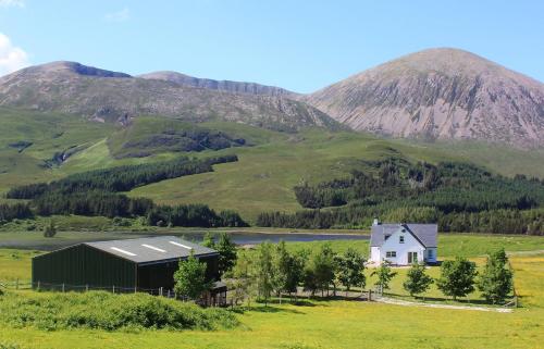 Зовнішній вигляд готелю, Strath Glebe in Kilbride