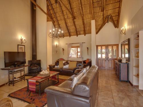 Luxurious 4 Bedroom Villa 94 in Thabazimbi