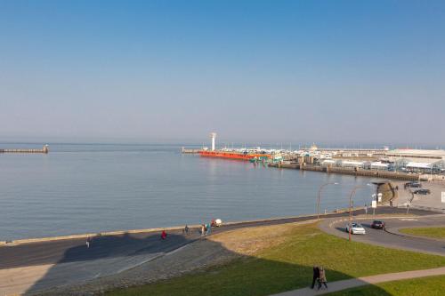 Apartment with Sea View image 10
