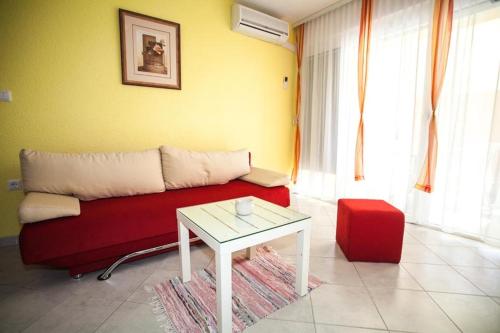 Apartment in Zaton Zadar with terrace, air conditioning, WiFi, washing machine 4141-3, Затон (фото 2)