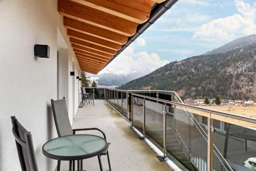 Superior One-Bedroom Apartment with Balcony