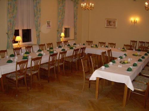 Hotel Garni am Schlosspark - image 5