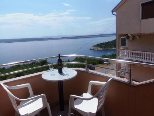 Apartment in Dramalj with sea view, balcony, air conditioning, WiFi 4623-9