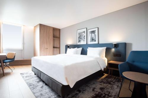 1 queen bed