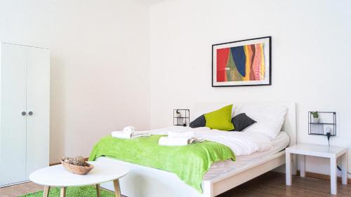 3 Central Apt. - Perfect for Long Stays