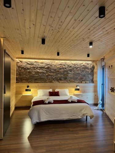 Fonda Peremiquel - Hotel - Castellar de NʼHug