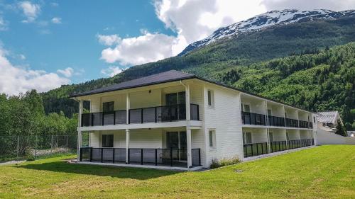 . Loen Apartments