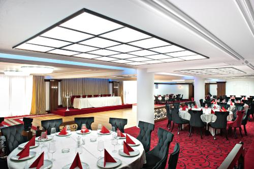 Hotel Cornul Vanatorului - image 6