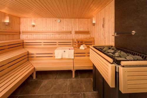 Deluxe Orchid Holiday Home, Finlake Resort & Spa in Devon