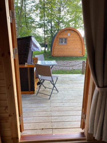 32 Premium Camping Pod