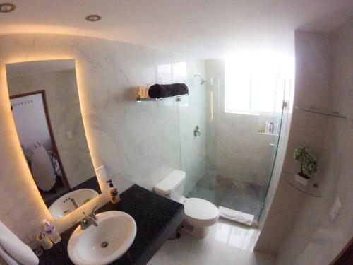 Estudio 4 sobre playa, alberca, gimnasio, jacuzzi, Cancún (foto 9)