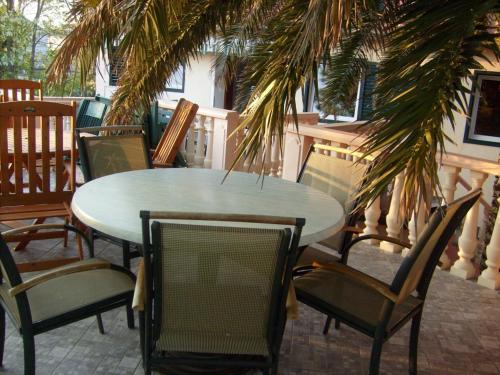 Studio apartment in Privlaka with balcony air conditioning WiFi 878-2 - image 3