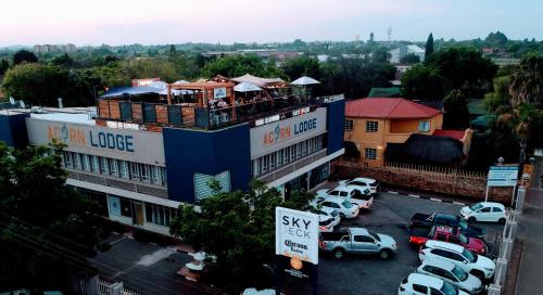 Acorn Lodge & SKYDECK