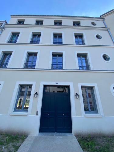 Exterior view, Au Studio Pissarro in Pontoise