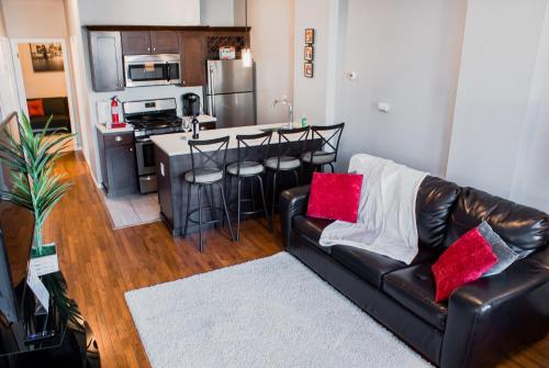 Lovely 2BR apartment by Wooster Square- great neighborhood in New Haven, USA