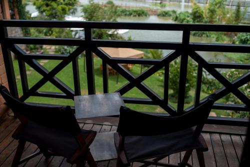 Premium Room with Balcony and Lake View image 10