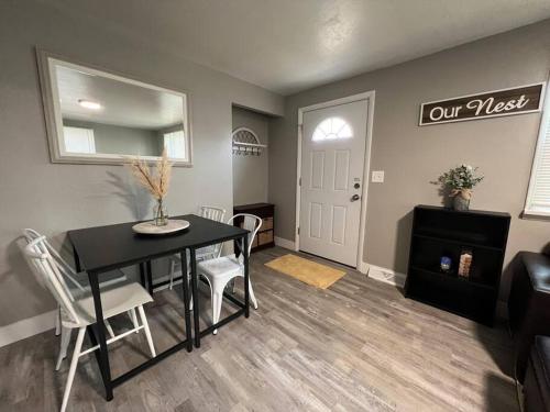 Classic 2-bedroom in Central Billings