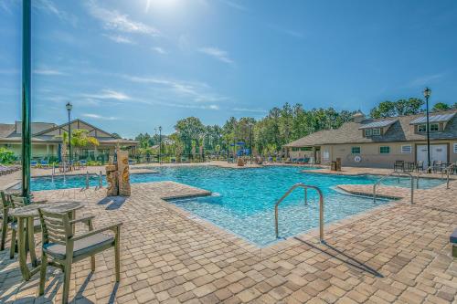 . Island Oaks RV Resort