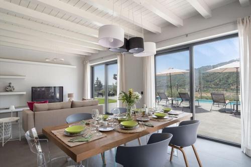 3 Bedroom Modern Villa, Pool, Savoca, East Sicily in Savoca