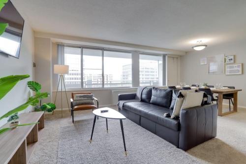 Amazing 2 Bedroom Condo At Arlington With Gym