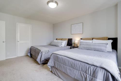 Amazing 2 Bedroom Apartment at Arlington With Gym in Arlington, USA