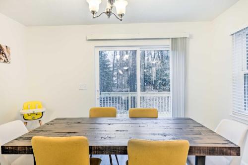 Pocono Summit Home Game Room and Lake Access! in Pocono Summit, USA