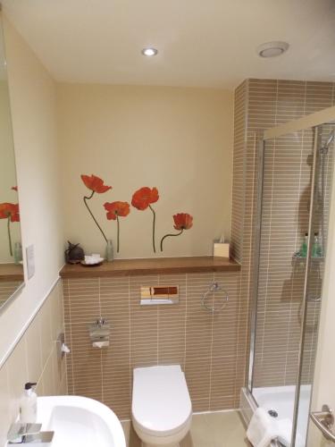 Violet Bank Apartment New Town - image 2