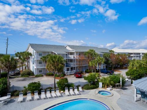 Summer Breeze Condominium 304 - image 14