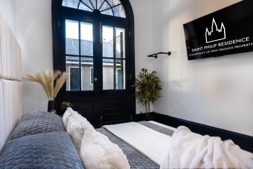 Two-Bedroom Deluxe Apartment with Garden View image 8